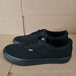 Vans Boy’s Classic Doheny Black Canvas Sneakers Size 7Y